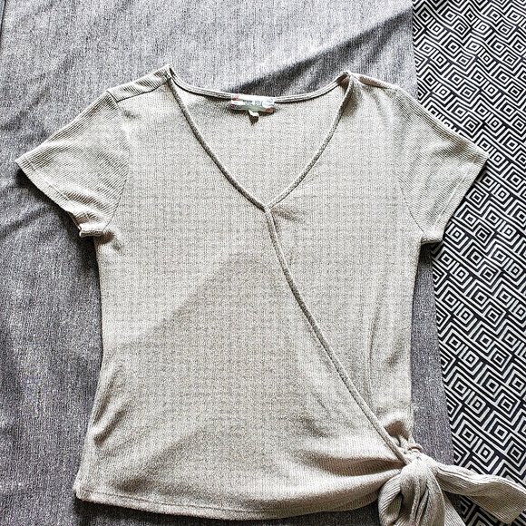 Faux wrap t-shirt - Picture 2 of 3